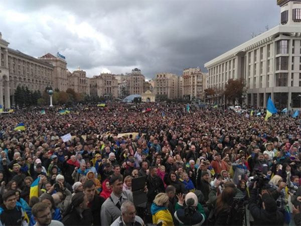 “Червоні лінії” для Зеленського окреслив протестний Майдан