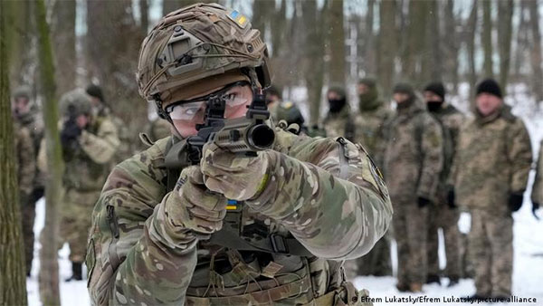 Загроза вторгнення РФ: чи готові українці оборонятися