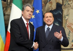 Президент Ющенко залишає уряд Тимошенко. Поки Президент Ющенко залишає уряд Тимошенко. Поки