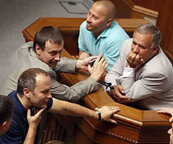 Парламент вже перетворився на ток-шоу за народний кошт