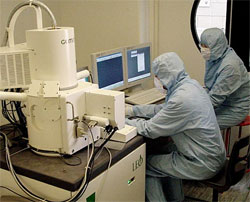 Учені створили пластик, який вміє самовідновлюватись Учені створили пластик, який вміє самовідновлюватись