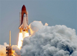 Американський шатл востаннє в історії полетів у космос Американський шатл востаннє в історії полетів у космос