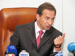 Парламент розгляне проблему правосуддя після урочистостей Парламент розгляне проблему правосуддя після урочистостей