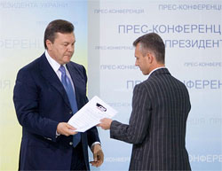 Янукович замінив «людину Азарова» на «людину Фірташа» Янукович замінив «людину Азарова» на «людину Фірташа»