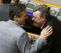 Тушкований парламент пропіариться на недоторканності перед курортами Тушкований парламент пропіариться на недоторканності перед курортами