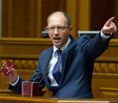 Янукович коштує громадянам близько $500 тис на день Янукович коштує громадянам близько $500 тис на день