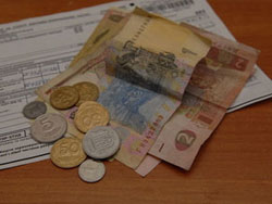 Азаров обіцяє не підвищувати комунальні тарифи після виборів Азаров обіцяє не підвищувати комунальні тарифи після виборів