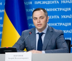 Президент хоче призначати суддів церемоніальним підписом Президент хоче призначати суддів церемоніальним підписом