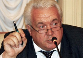 Регіонал Олійник чомусь вважає, що народ підтримає мордобій за право кнопкодавства