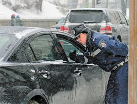 ДАІ ловитиме порушників новим американським приладом ДАІ ловитиме порушників новим американським приладом