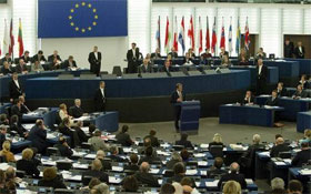 Євродепутати порадили українцям «припинити цю самогубну війну»