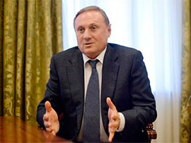 Єфремов каже, що не бачить юридичних підстав для звільнення Тимошенко Єфремов каже, що не бачить юридичних підстав для звільнення Тимошенко