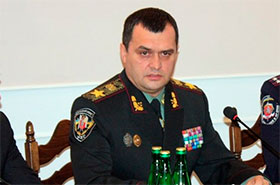 Захарченко подивився статистику і вирішив, що злочинність зменшується Захарченко подивився статистику і вирішив, що злочинність зменшується