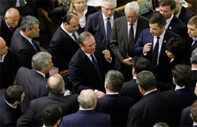 Янукович вже дав команду нардепам-регіоналам як і за що голосувати? Янукович вже дав команду нардепам-регіоналам як і за що голосувати?