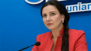 Богословська стверджує, що у ПР не змогли зібрати підписи за надзвичайний стан Богословська стверджує, що у ПР не змогли зібрати підписи за надзвичайний стан