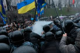 СБУ і МВС дали час для припинення протистояння. На словах СБУ і МВС дали час для припинення протистояння. На словах