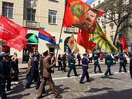 Турчинов спрямував у Мінюст подання з переліком «подвигів» КПУ Турчинов спрямував у Мінюст подання з переліком «подвигів» КПУ